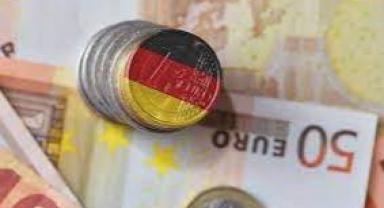 Almanya: tüm bakanlıkların ek harcama taahhütlerini geçici olarak dondurdu.