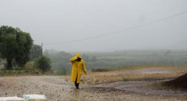Batı Karadeniz ile Ankara'nın kuzey ve batı ilçeleri için sağanak uyarısı