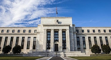 Fed'in 2024'te faiz indirimlerine başlayabileceği beklentileriyle tahvil faizlerindeki düşüş hızlandı