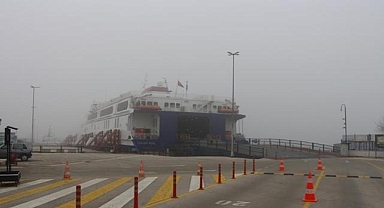 Güney Marmara'da feribot seferlerine fırtına engeli