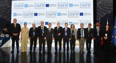 Işıner Güngör: Diplomasideki yetersizlikler masum insanların bedel ödemesine neden oluyor