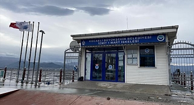 Kocaeli'de vapur seferleri olumsuz hava koşulları nedeniyle iptal edildi