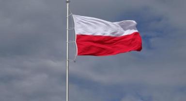 Polonya'da seçimden güçlü çıkan muhalefet koalisyon anlaşması imzaladı