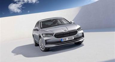 Skoda, saha sofistike yeni nesil Superb’i dünya prömiyeriyle tanıttı