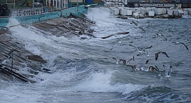 Tekirdağ'da deniz ulaşımına lodos engeli