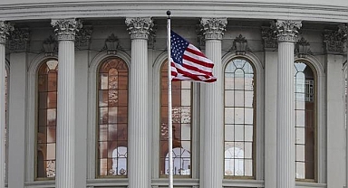 ABD ekonomisi yılın üçüncü çeyreğinde yüzde 4,9 büyüdü