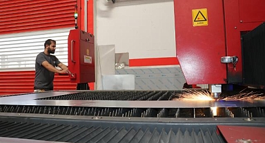 Adana'da imal edilen panolarla Karabağ'da güneşten elde edilen enerji depolanacak