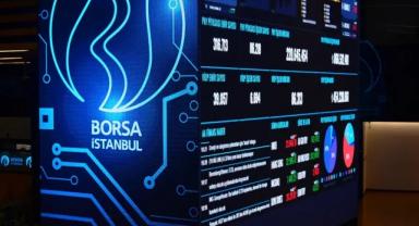  BIST 100 Endeksi günün ilk yarısında en düşük 7.812,50 puanı, en yüksek 7.982,75 puanı gördü.