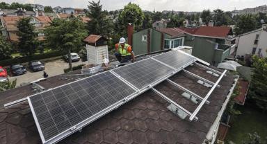 Çatılardaki potansiyel Türkiye'nin toplam elektrik tüketiminin %45'ini karşılayabilir