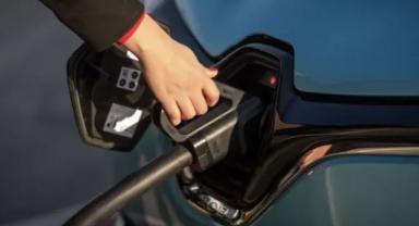 ENYAKIT, yüksek hızlı şarj ağını ülkenin yüzde 95'ini kapsayacak şekilde artırıyor