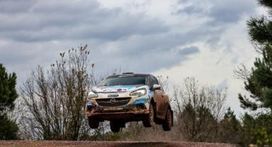 İstanbul Rallisi’nde yarışmacılar Petlas lastikleriyle zirvede