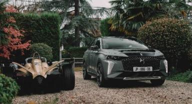 Jean-Eric Vergne, özel olarak tasarlanan DS 7 E-Tense 4x4 360'a geçiş yaptı