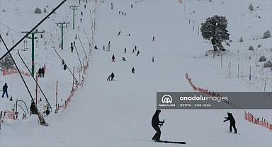 Kartalkaya'da kar kalınlığı 50 santimetreye ulaştı