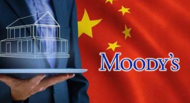 Moody's Çin'in not görünümünü düşürdü
