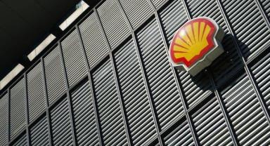 Shell, Almanya'daki Schwedt rafinerisi hisselerini İngiliz Prax Group'a satıyor