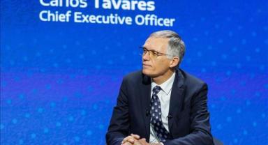 Stellantis'in ortağı olduğu Symbio ilk dev fabrika SymphonHy'nin açılışını yaptı