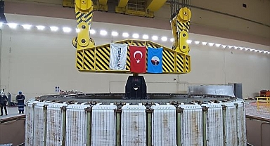 Türkiye'nin ikinci büyük hidroelektrik santralinde 36 yıllık türbinler yenileniyor