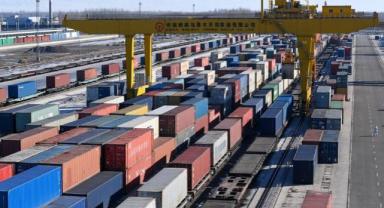 Xinjiang Uygur Özerk Bölgesi’nin dış ticareti yüzde 47 ile rekor kırdı