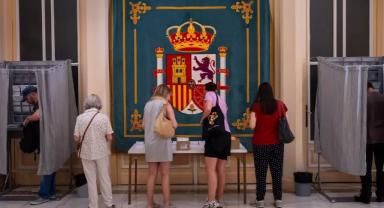 Yılın ikinci yarısında birçok ülke, erken seçimler ile ikinci turlara sahne oldu