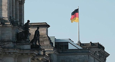 Almanya ekonomisi geçen yıl yüzde 0,3 küçüldü