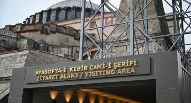 Ayasofya'da biletli ziyaret uygulaması başladı