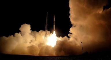 Çin 2024’ün ilk roketini uzaya gönderdi: 4 uydu fırlattı