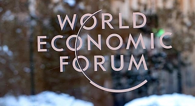 Çin Başbakanı Li, Davos'ta 