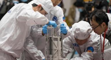 Çinli araştırmacılar, Ay’ın toprağından cam üretmeye hazırlanıyor