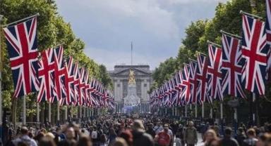 İngiltere'de işsizlik yüzde 4,2 ile sabit kaldı