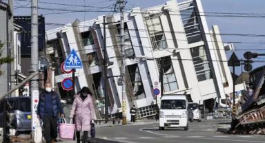 Japonya'da 7,6 büyüklüğünde deprem, tsunami uyarısı kaldırıldı: 30 kişi hayatını kaybetti