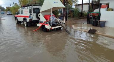 KKTC'de fırtına ve sağanak etkili oluyor