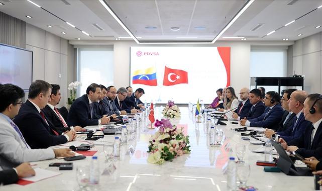 Türkiye ile Venezuela, petrol ve doğal gaz alanlarında işbirliğine ilişkin mutabakat zaptı imzaladı