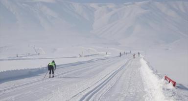 Türkiye Kayaklı Koşu Eleme Yarışması, Yüksekova'da başladı