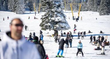 Uludağ'da hafta sonu pistler doldu
