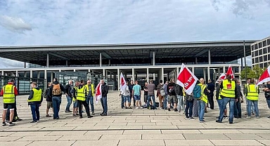 Almanya'da hava yolu şirketi Lufthansa'nın çalışanları uyarı grevine gidecek