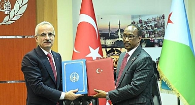 Bakan Uraloğlu, Türkiye-Cibuti Karma Ekonomik Komisyon 5. Dönem Toplantısı'na katıldı: