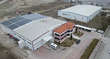 Çatısı güneş enerjisi santraline dönüştürülen fabrika elektrik faturasını düşürdü
