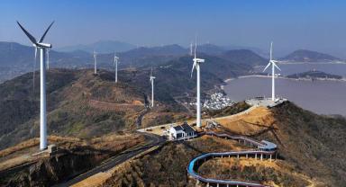 Çin, karbon emisyonlarının zirvesine planlanandan önce çıkacak