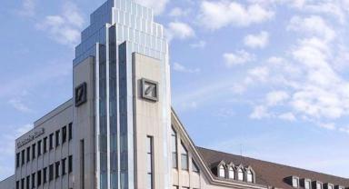 Deutsche Bank vergi öncesi karını 2023’te yüzde 2 artırdı