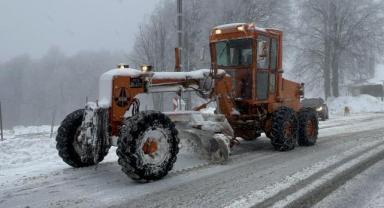 Domaniç Dağları'nda kar 27 santimetreye ulaştı