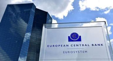 ECB: Tüketiciler enflasyonun biraz daha yüksek olmasını bekliyor