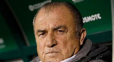 Fatih Terim yönetimindeki Panathinaikos, ligde Olympiakos'u 2-0 yendi