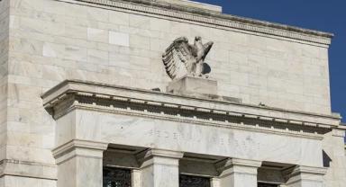 Fed tutanakları, yetkililerin para politikasını hızlı gevşetme konusunda endişeleri olduğunu gösterdi