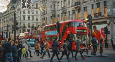 İngiltere'de işsizlik geçen yılın son çeyreğinde yüzde 3,8'e geriledi