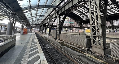 İspanya'da demir yolu işçilerinin grevinden dolayı 310 tren seferi iptal edildi