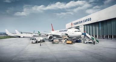 İstanbul havalimanları merkezli seferlerle taşınan yük yüzde 17 arttı