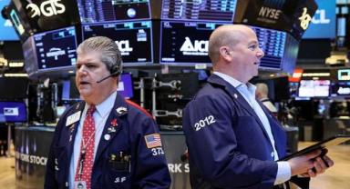 New York borsası yatay seyirle açıldı