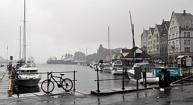 Norveç'te son 30 yılın en şiddetli fırtınası nedeniyle bazı bölgelerde elektrikler kesildi