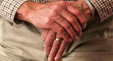 Türkiye'nin yaşlı nüfus oranı ilk kez çift hanede