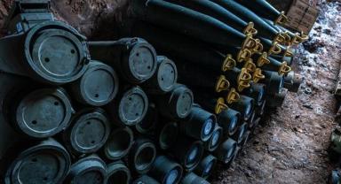 Uzmanlar, dünyada askeri harcamaların artmasına ve istikrarsızlık tehlikesine dikkati çekti